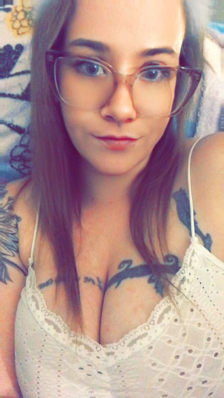 Professional Cuddler In West Chicago Illinois Us Misscurvylady 